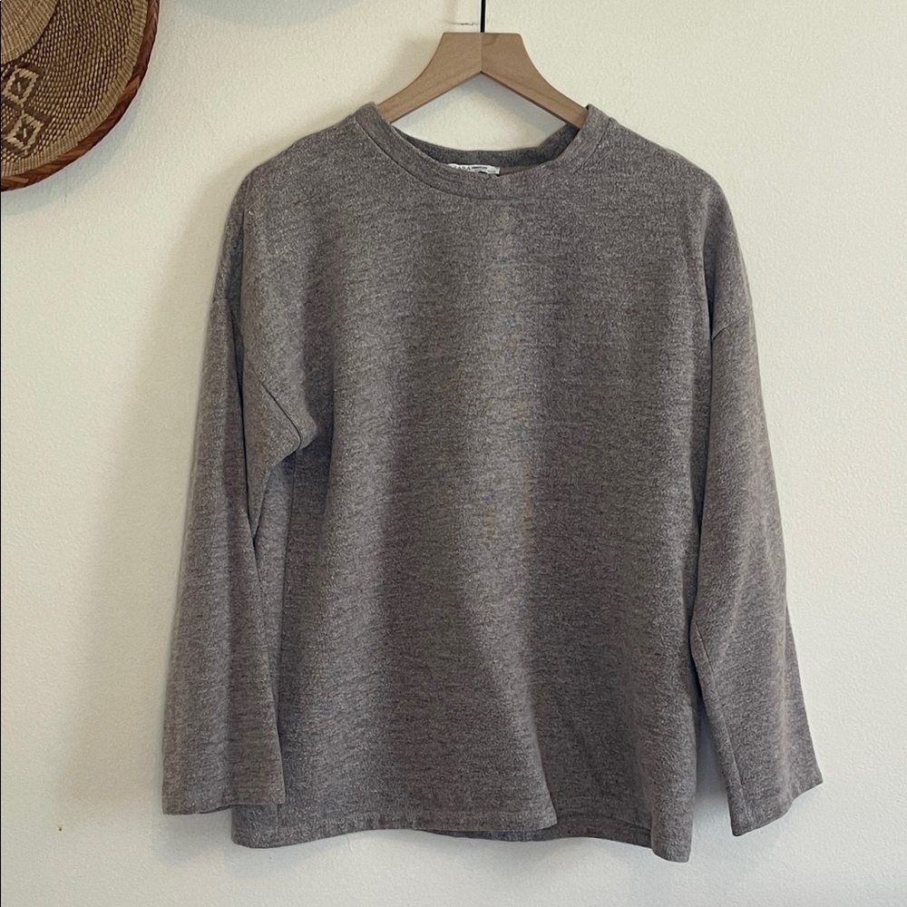 Zara Long Sleeve Sweater